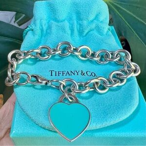 ❤️ Tiffany & Co. Blue Enamel Heart Tag Bracelet
